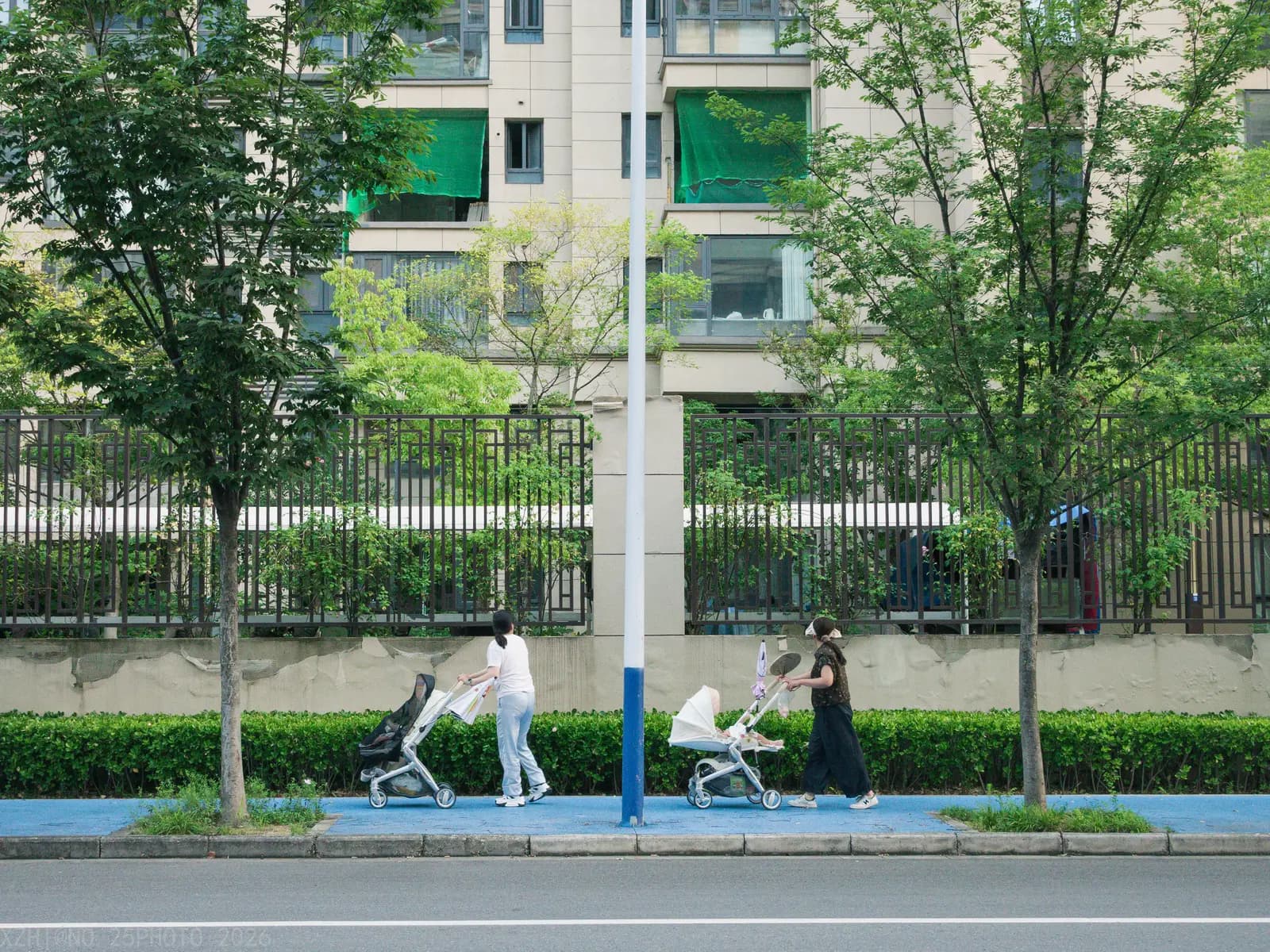 070 44ab0e35